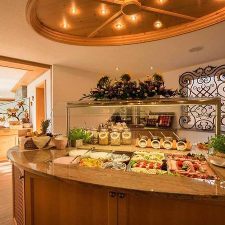 Naturhotel Am Sonnenhang Ой-Мителберг Екстериор снимка